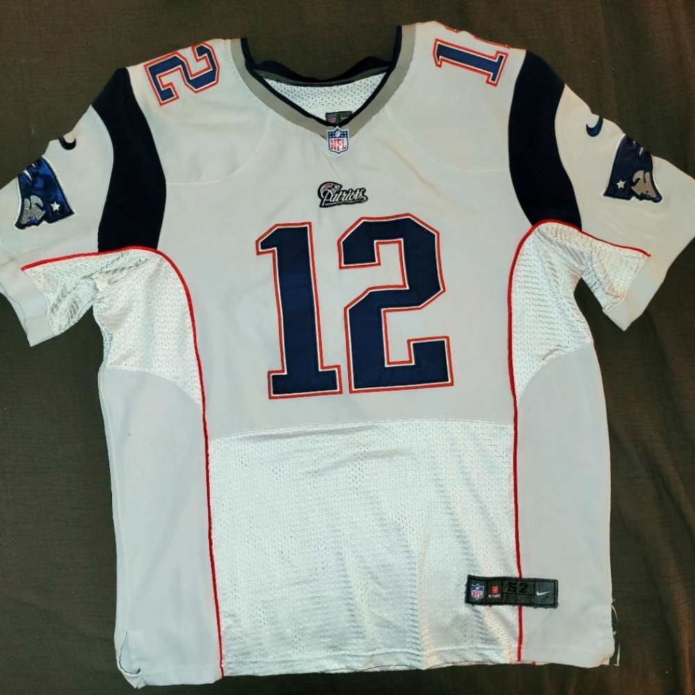 Tom Brady Patriots jersey